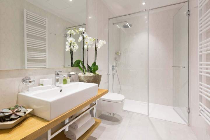 Glass shower Laval